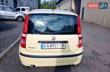 Хэтчбек Fiat Panda 2010 в 
