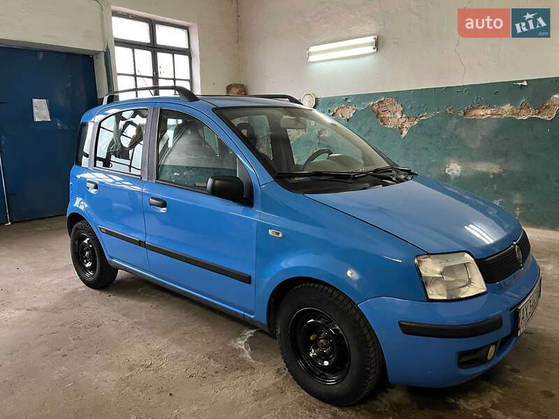 Хэтчбек Fiat Panda 2005 в 