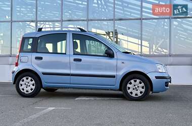 Хэтчбек Fiat Panda 2010 в 