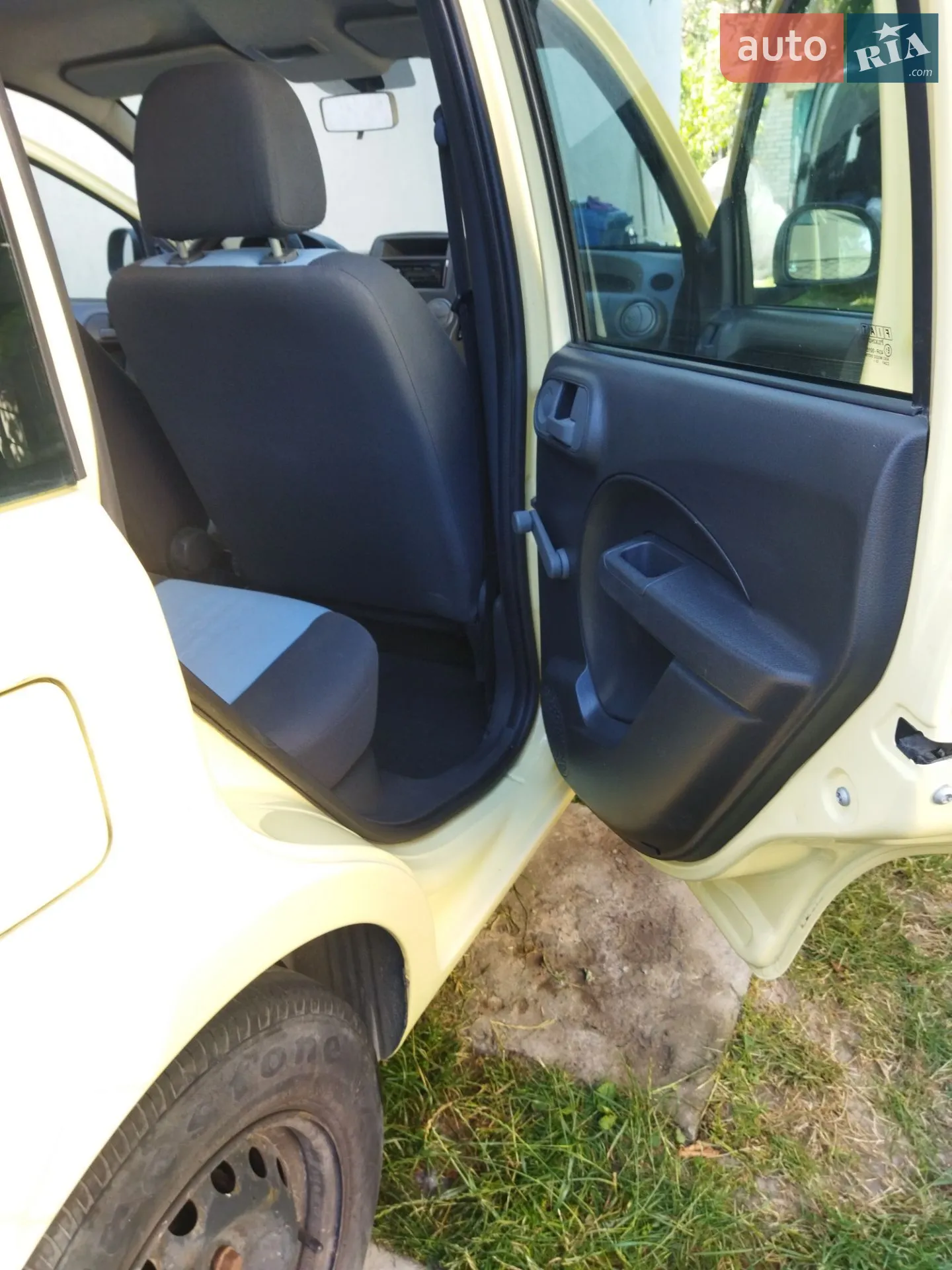2010 Fiat Panda - мініатюра 6