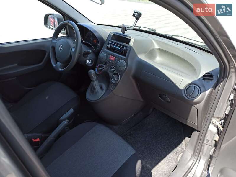 Хетчбек Fiat Panda 2011 в Львові