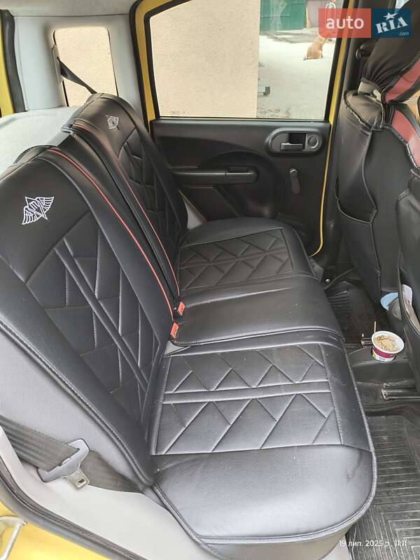 Хэтчбек Fiat Panda 2012 в Кропивницком