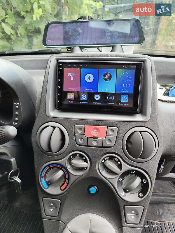 Хэтчбек Fiat Panda 2012 в Кропивницком