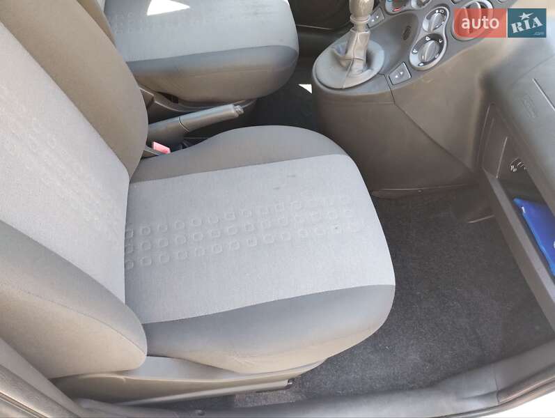 Хэтчбек Fiat Panda 2012 в Киеве