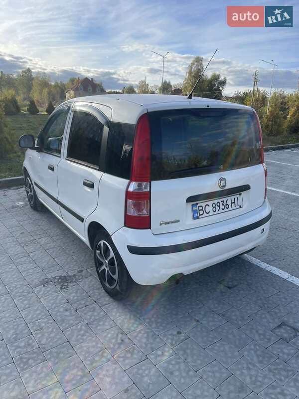 Хетчбек Fiat Panda 2011 в Мостиській