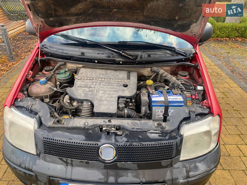 Хэтчбек Fiat Panda 2010 в Городке