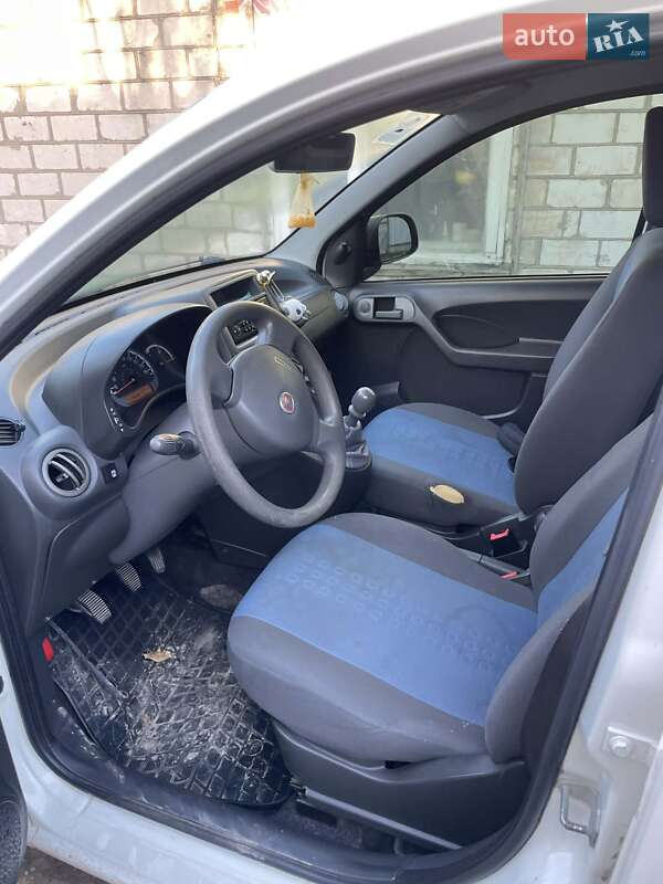 Хэтчбек Fiat Panda 2011 в Верхнеднепровске