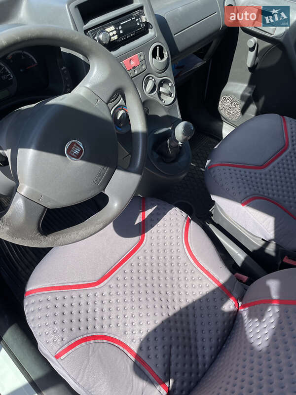 Хэтчбек Fiat Panda 2010 в Славуте