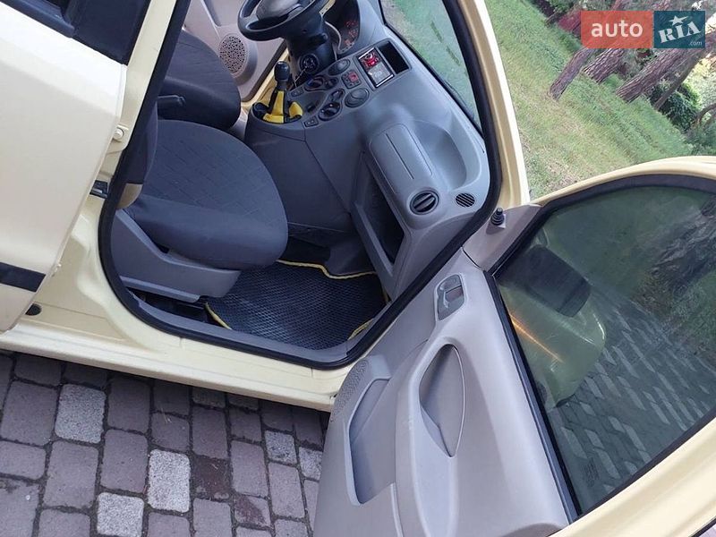 Хетчбек Fiat Panda 2004 в Чернігові фото 16 Хетчбек Fiat Panda 2004 в Чернігові
