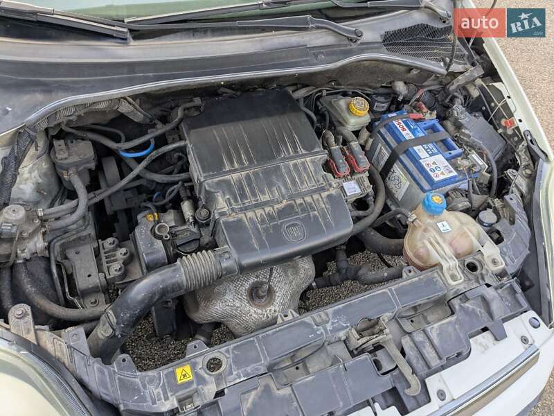 Хэтчбек Fiat Punto Evo 2011 в Боровой