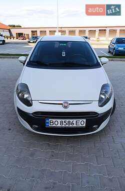 Хэтчбек Fiat Punto Evo 2011 в 