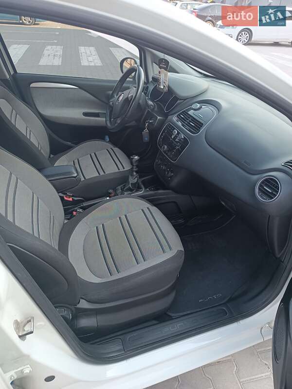 Хэтчбек Fiat Punto Evo 2011 в Тернополе