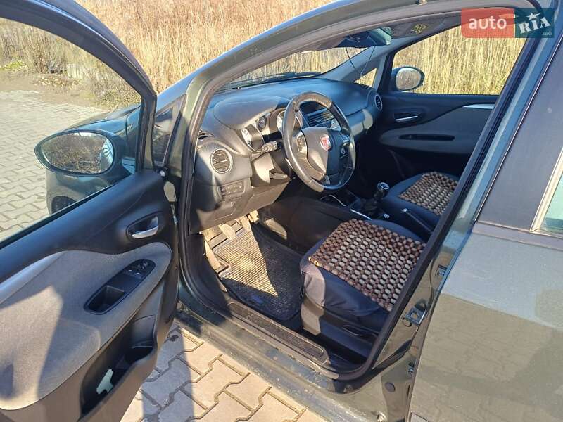 Хэтчбек Fiat Punto Evo 2010 в Львове