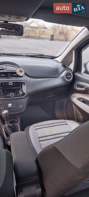 Хэтчбек Fiat Punto Evo 2010 в Днепре фото 8 Хэтчбек Fiat Punto Evo 2010 в Днепре