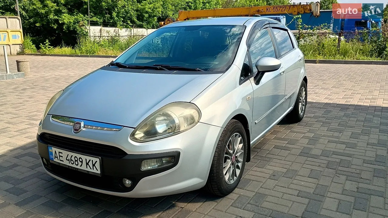 2010 Fiat Punto - мініатюра 21