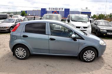 Хэтчбек Fiat Punto 2011 в Львове