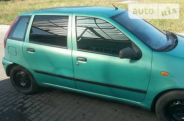 Хэтчбек Fiat Punto 2000 в Ивано-Франковске