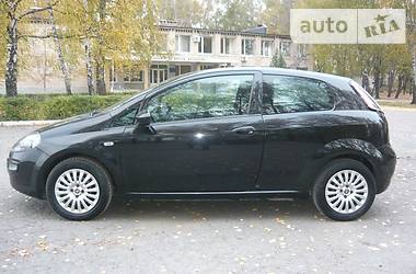 Хэтчбек Fiat Punto 2011 в Полтаве