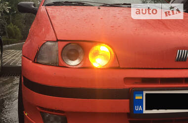 Хэтчбек Fiat Punto 1996 в 