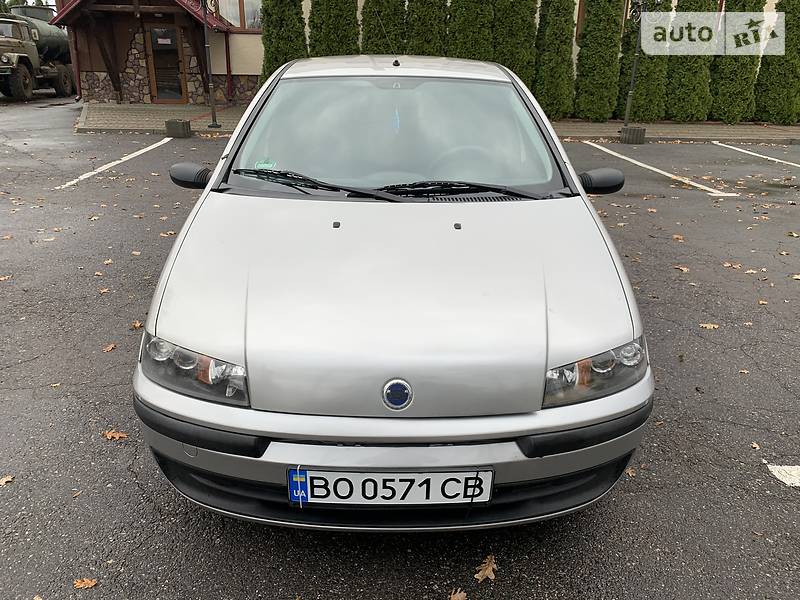 Хэтчбек Fiat Punto 2002 в Тернополе