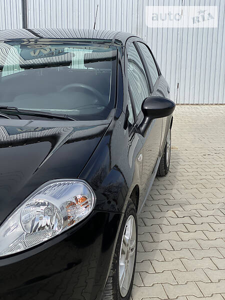 Хетчбек Fiat Punto 2008 в Івано-Франківську
