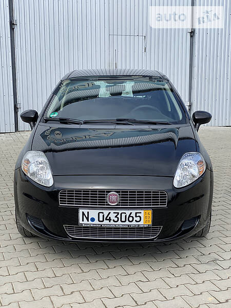 Хетчбек Fiat Punto 2008 в Івано-Франківську