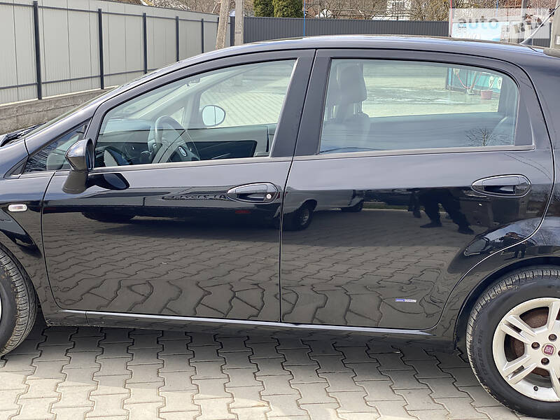 Хетчбек Fiat Punto 2008 в Івано-Франківську