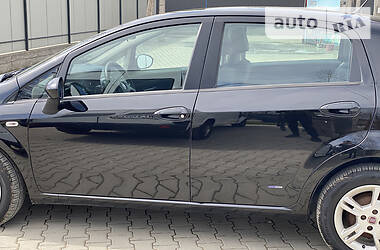 Хетчбек Fiat Punto 2008 в 