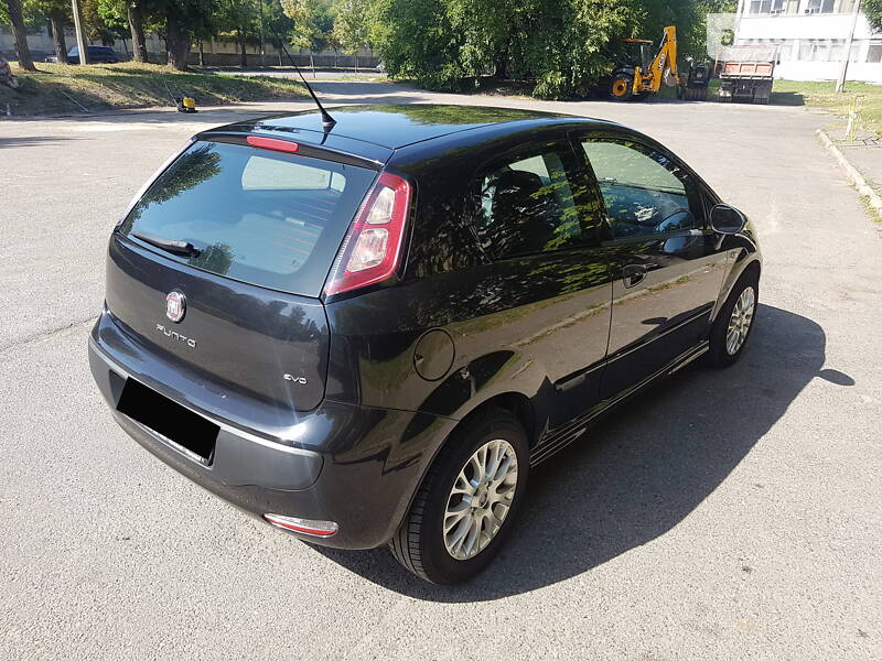 Хетчбек Fiat Punto 2011 в Києві фото 17 Хетчбек Fiat Punto 2011 в Києві