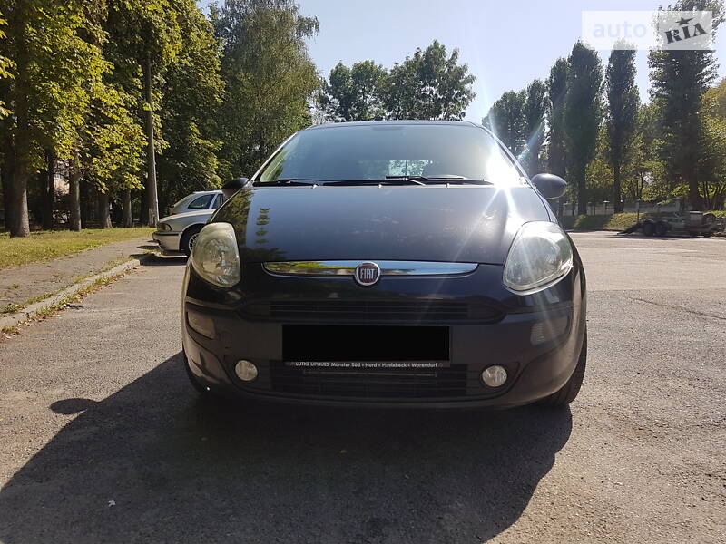 Хетчбек Fiat Punto 2011 в Києві фото 22 Хетчбек Fiat Punto 2011 в Києві