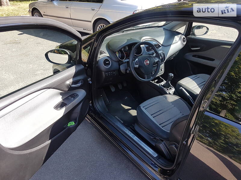 Хетчбек Fiat Punto 2011 в Києві фото 38 Хетчбек Fiat Punto 2011 в Києві