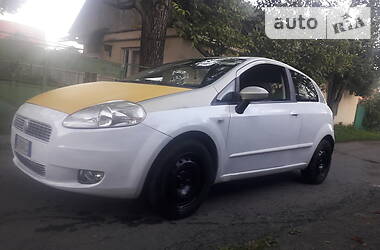 Купе Fiat Punto 2014 в Мукачево