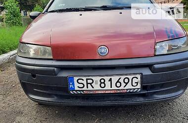 Хэтчбек Fiat Punto 2000 в Яремче