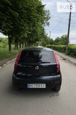 Хэтчбек Fiat Punto 2005 в Черновцах