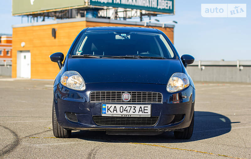 Хетчбек Fiat Punto 2008 в Києві