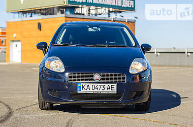 Хетчбек Fiat Punto 2008 в 