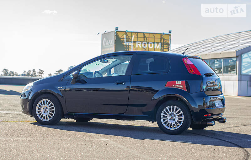 Хетчбек Fiat Punto 2008 в Києві