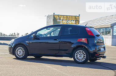 Хетчбек Fiat Punto 2008 в 