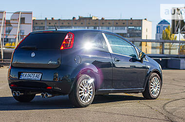 Хетчбек Fiat Punto 2008 в 
