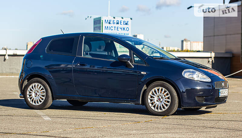 Хетчбек Fiat Punto 2008 в Києві