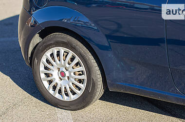 Хетчбек Fiat Punto 2008 в 
