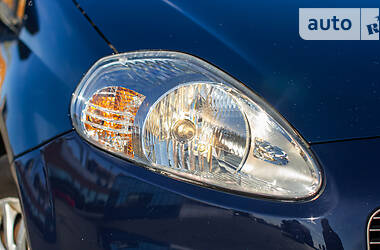 Хетчбек Fiat Punto 2008 в 