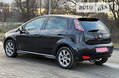 Хэтчбек Fiat Punto 2014 в 