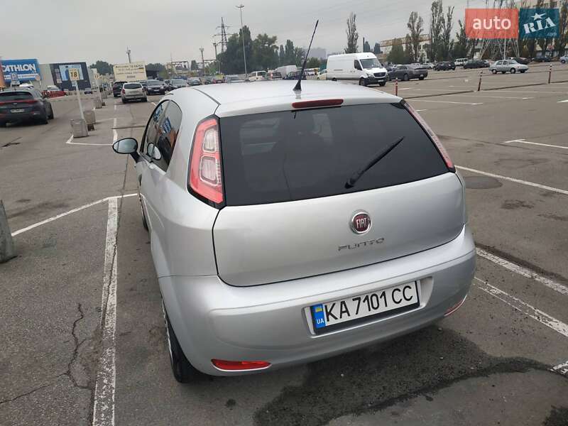 Купе Fiat Punto 2012 в Киеве фото 3 Купе Fiat Punto 2012 в Киеве