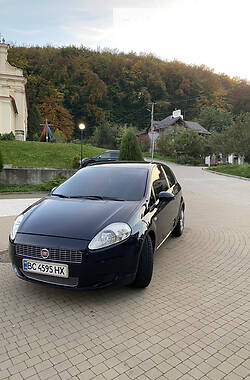 Купе Fiat Punto 2009 в Львове