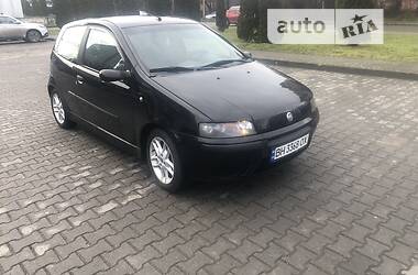 Хэтчбек Fiat Punto 2002 в Черновцах