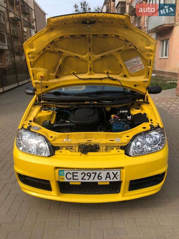 Универсал Fiat Punto 2003 в Черновцах