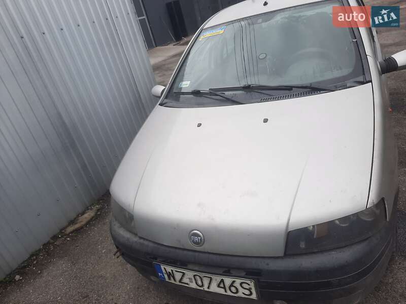 Универсал Fiat Punto 2002 в Славуте