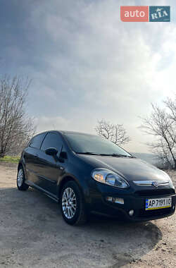 Хэтчбек Fiat Punto 2011 в Запорожье