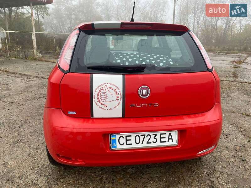 Хэтчбек Fiat Punto 2013 в Черновцах